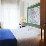 International Hotel & Suite Hotel