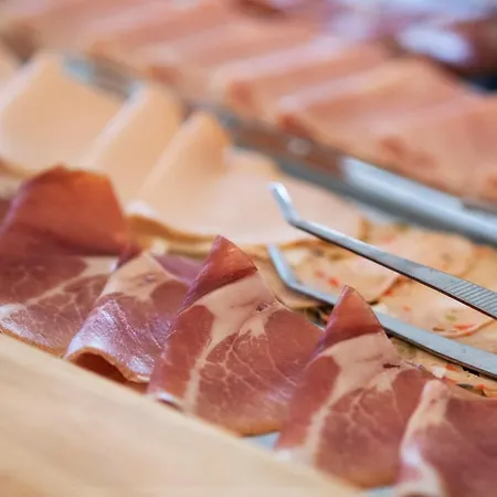 International 4* San Benedetto del Tronto