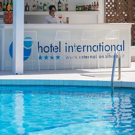 International & Hotel