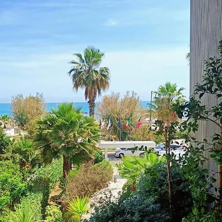 International & San Benedetto del Tronto