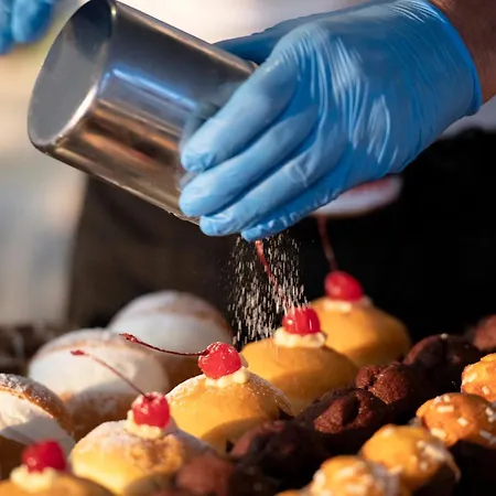 International & - In Prima Fila Sul Lungomare Szálloda 4*