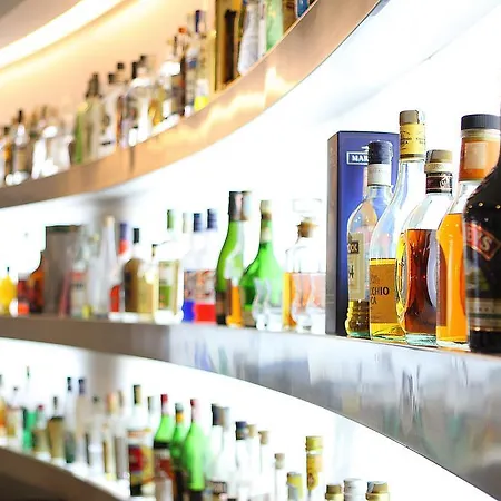 International & - In Prima Fila Sul Lungomare San Benedetto del Tronto