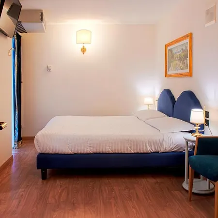 Szálloda International & - In Prima Fila Sul Lungomare